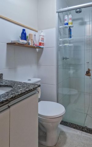 Apartamento à venda com 53m², 2 quartos e 1 vaga Apartamento à venda com 53m², 2 quartos e 1 vagaBanheiro Social