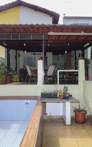 Casa para alugar com 210m², 3 quartos e 2 vagas Casa para alugar com 210m², 3 quartos e 2 vagasPiscina