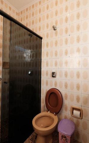 Casa à venda com 129m², 3 quartos e 4 vagasSuíte