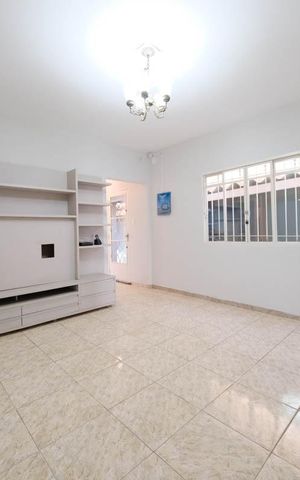 Casa à venda com 129m², 3 quartos e 4 vagasSala