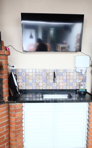 Casa à venda com 160m², 4 quartos e 2 vagasChurrasqueira