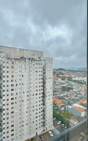 Apartamento à venda com 56m², 3 quartos e 1 vaga Apartamento à venda com 56m², 3 quartos e 1 vagaVaranda
