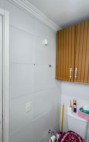 Apartamento à venda com 56m², 3 quartos e 1 vaga Apartamento à venda com 56m², 3 quartos e 1 vagaBanheiro 1