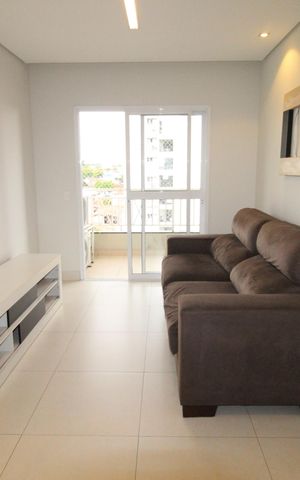 Apartamento para alugar com 83m², 2 quartos e 1 vagaSala
