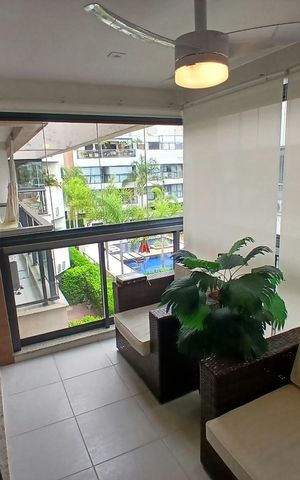 Apartamento à venda com 137m², 3 quartos e 2 vagas Apartamento à venda com 137m², 3 quartos e 2 vagasVaranda