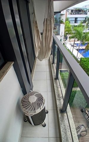 Apartamento à venda com 137m², 3 quartos e 2 vagas Apartamento à venda com 137m², 3 quartos e 2 vagasVaranda