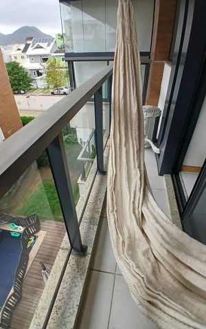 Apartamento à venda com 137m², 3 quartos e 2 vagas Apartamento à venda com 137m², 3 quartos e 2 vagasVaranda