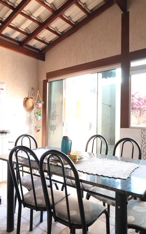 Casa para alugar com 300m², 4 quartos e 3 vagasVaranda
