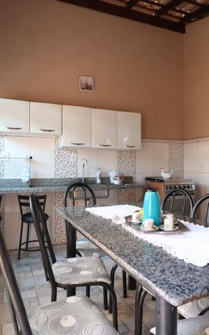 Casa para alugar com 300m², 4 quartos e 3 vagasVaranda