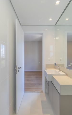 Apartamento à venda com 83m², 3 quartos e 2 vagas Apartamento à venda com 83m², 3 quartos e 2 vagasSuíte - Banheiro