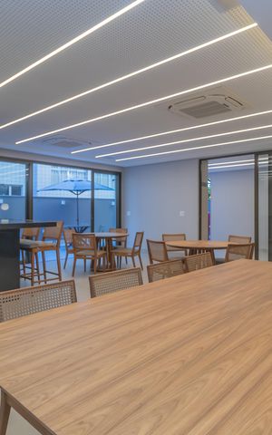 Apartamento à venda com 74m², 3 quartos e 2 vagas Apartamento à venda com 74m², 3 quartos e 2 vagasÁrea comum - Salão de festas