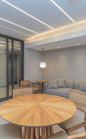 Apartamento à venda com 74m², 3 quartos e 2 vagas Apartamento à venda com 74m², 3 quartos e 2 vagasÁrea comum - Salão de festas
