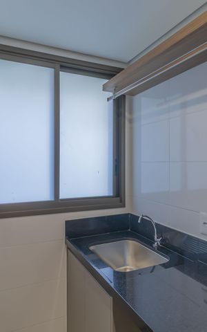 Apartamento à venda com 74m², 3 quartos e 2 vagas Apartamento à venda com 74m², 3 quartos e 2 vagasCozinha e Área de Serviço