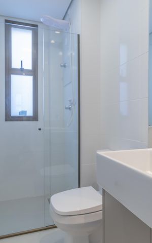 Apartamento à venda com 74m², 3 quartos e 2 vagas Apartamento à venda com 74m², 3 quartos e 2 vagasBanheiro Social