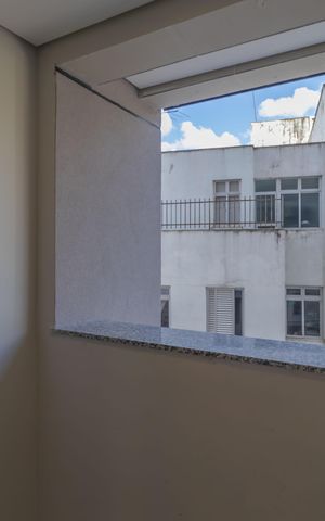 Apartamento à venda com 74m², 3 quartos e 2 vagas Apartamento à venda com 74m², 3 quartos e 2 vagasVaranda da Sala