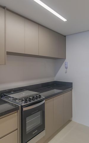 Apartamento à venda com 74m², 3 quartos e 2 vagas Apartamento à venda com 74m², 3 quartos e 2 vagasCozinha e Área de Serviço