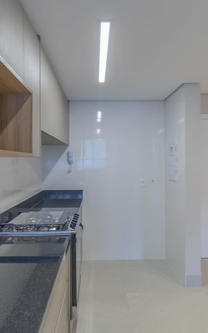 Apartamento à venda com 74m², 3 quartos e 2 vagas Apartamento à venda com 74m², 3 quartos e 2 vagasCozinha e Área de Serviço
