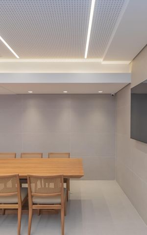 Apartamento à venda com 74m², 3 quartos e 2 vagas Apartamento à venda com 74m², 3 quartos e 2 vagasÁrea comum - Salão de festas