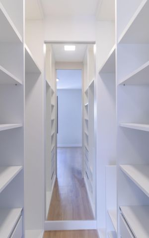 Apartamento à venda com 74m², 3 quartos e 2 vagas Apartamento à venda com 74m², 3 quartos e 2 vagasSuíte - Closet