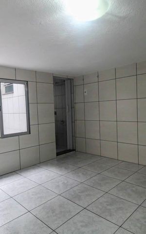 Casa para alugar com 60m², 2 quartos e sem vagaSuite