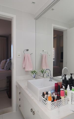 Apartamento para alugar com 113m², 4 quartos e 2 vagas Apartamento para alugar com 113m², 4 quartos e 2 vagasBanheiro