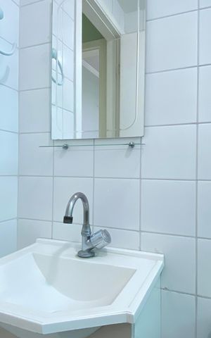 Apartamento para alugar com 48m², 2 quartos e 1 vaga Apartamento para alugar com 48m², 2 quartos e 1 vagaBanheiro