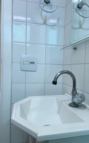 Apartamento para alugar com 48m², 2 quartos e 1 vaga Apartamento para alugar com 48m², 2 quartos e 1 vagaBanheiro