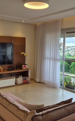 Apartamento à venda com 222m², 3 quartos e 3 vagas Apartamento à venda com 222m², 3 quartos e 3 vagasSala