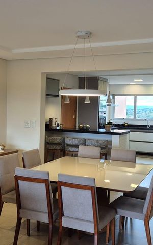 Apartamento à venda com 222m², 3 quartos e 3 vagas Apartamento à venda com 222m², 3 quartos e 3 vagasSala de Jantar