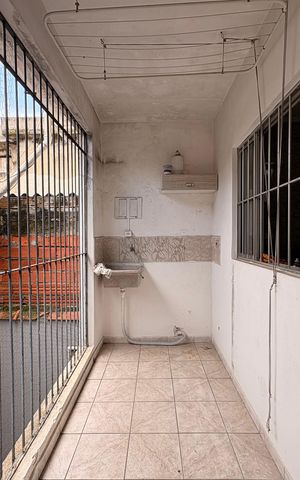 Casa à venda com 235m², 7 quartos e 6 vagas Casa à venda com 235m², 7 quartos e 6 vagasLavanderia casa 2