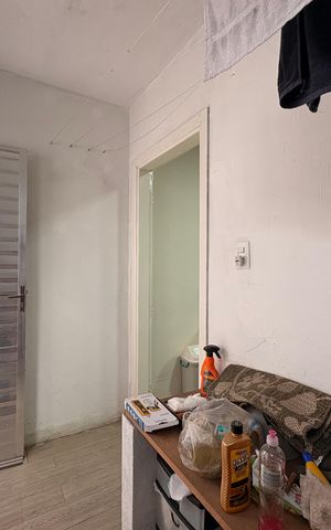 Casa à venda com 235m², 7 quartos e 6 vagas Casa à venda com 235m², 7 quartos e 6 vagasLavanderia