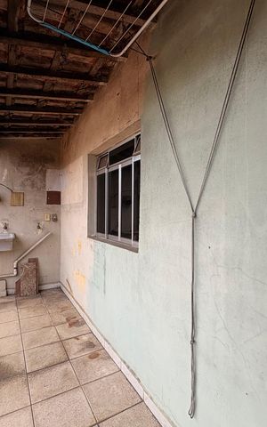 Casa à venda com 235m², 7 quartos e 6 vagas Casa à venda com 235m², 7 quartos e 6 vagasLavanderia casa 3
