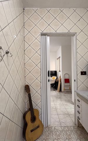 Casa à venda com 235m², 7 quartos e 6 vagas Casa à venda com 235m², 7 quartos e 6 vagasBanheiro casa 2