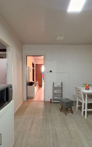 Casa à venda com 235m², 7 quartos e 6 vagas Casa à venda com 235m², 7 quartos e 6 vagasCozinha