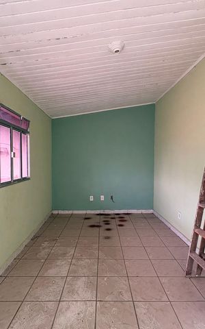 Casa à venda com 235m², 7 quartos e 6 vagas Casa à venda com 235m², 7 quartos e 6 vagasSala casa 3