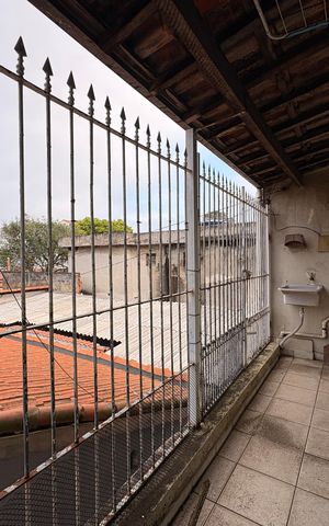 Casa à venda com 235m², 7 quartos e 6 vagas Casa à venda com 235m², 7 quartos e 6 vagasLavanderia casa 3