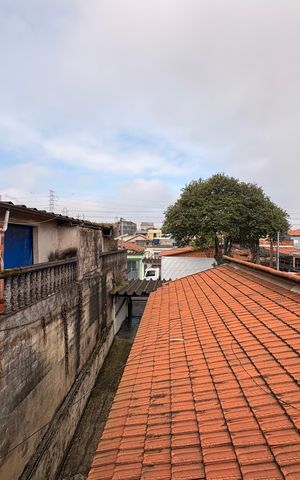 Casa à venda com 235m², 7 quartos e 6 vagas Casa à venda com 235m², 7 quartos e 6 vagasVista