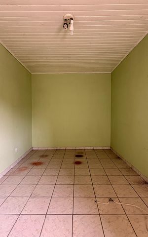 Casa à venda com 235m², 7 quartos e 6 vagas Casa à venda com 235m², 7 quartos e 6 vagasQuarto 1 casa 3