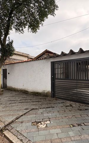 Casa à venda com 235m², 7 quartos e 6 vagas Casa à venda com 235m², 7 quartos e 6 vagasFachada + plaquinha FADD-436