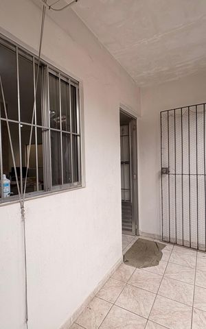 Casa à venda com 235m², 7 quartos e 6 vagas Casa à venda com 235m², 7 quartos e 6 vagasLavanderia casa 2
