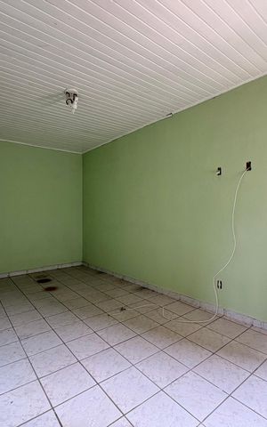 Casa à venda com 235m², 7 quartos e 6 vagas Casa à venda com 235m², 7 quartos e 6 vagasQuarto 1 casa 3