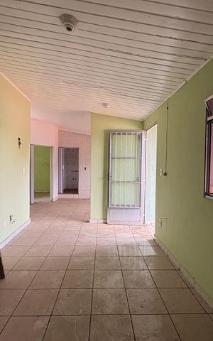 Casa à venda com 235m², 7 quartos e 6 vagas Casa à venda com 235m², 7 quartos e 6 vagasSala casa 3