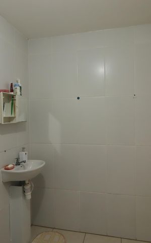 Apartamento para alugar com 60m², 2 quartos e sem vagaBanheiro