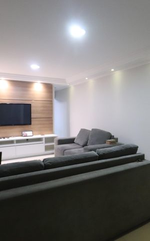 Casa à venda com 240m², 4 quartos e 2 vagasSala