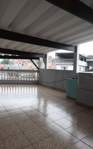 Casa à venda com 240m², 4 quartos e 2 vagasÁrea de Lazer