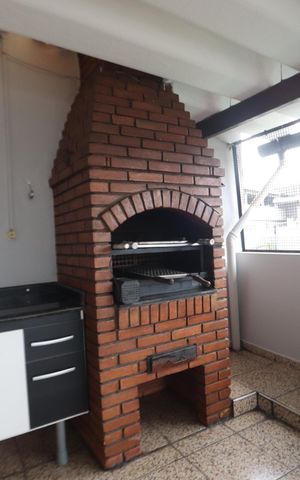 Casa à venda com 240m², 4 quartos e 2 vagasÁrea de Lazer