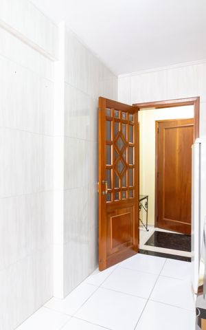 Apartamento à venda com 65m², 2 quartos e sem vaga Apartamento à venda com 65m², 2 quartos e sem vagaCozinha