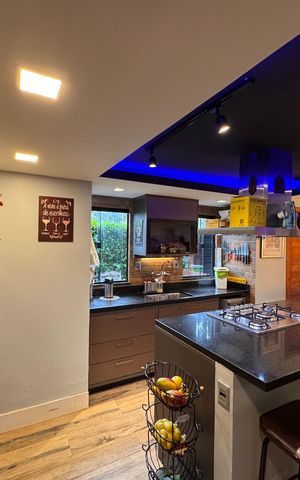 Casa de condomínio à venda com 110m², 3 quartos e 2 vagas Casa de condomínio à venda com 110m², 3 quartos e 2 vagasCozinha