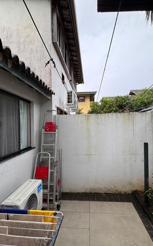Casa de condomínio à venda com 110m², 3 quartos e 2 vagas Casa de condomínio à venda com 110m², 3 quartos e 2 vagasÁrea de Serviço