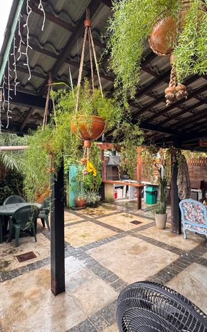 Casa de condomínio à venda com 110m², 3 quartos e 2 vagas Casa de condomínio à venda com 110m², 3 quartos e 2 vagasÁrea externa